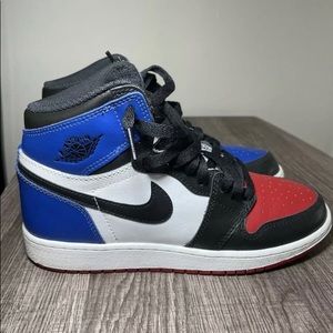 Jordan 1 High Retro Top 3 Size 6y/7.5 Women
